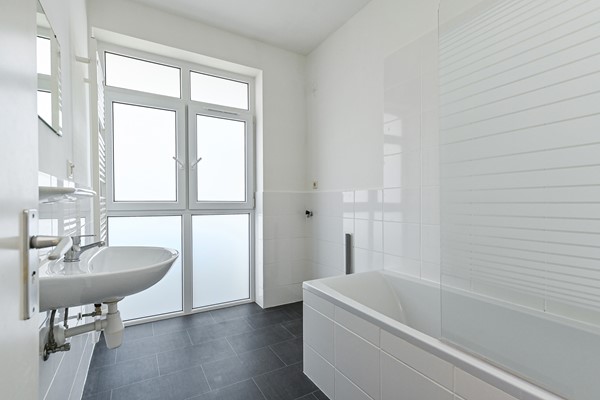 Medium property photo - Bennekomstraat 21, 2573 RA Den Haag